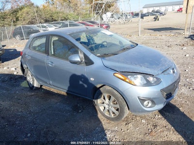 Mazda 2 2013