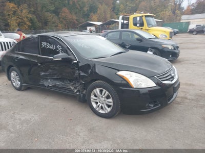 Nissan Altima 2011