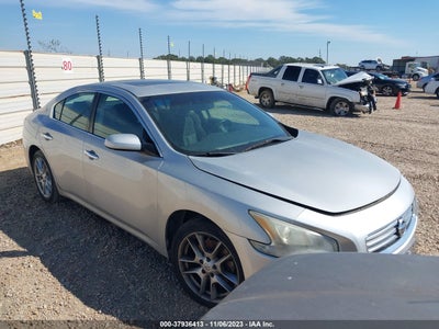 Nissan Maxima 2012