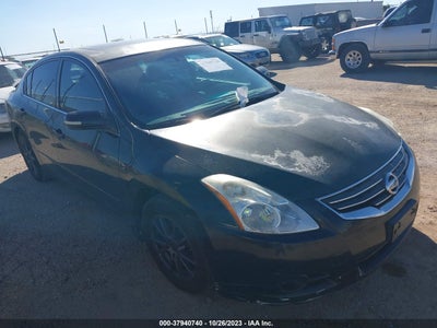 Nissan Altima 2010