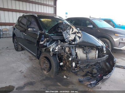 Nissan Rogue select 2014