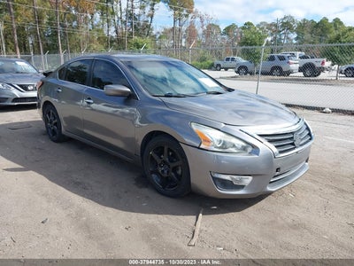 Nissan Altima 2015