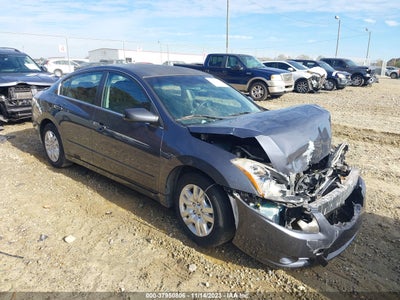Nissan Altima 2012