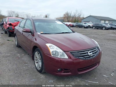 Nissan Altima 2012
