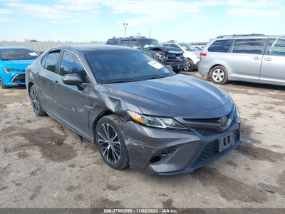 Toyota Camry 2019