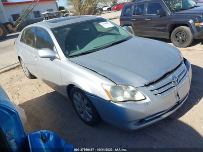 Toyota Avalon 2005