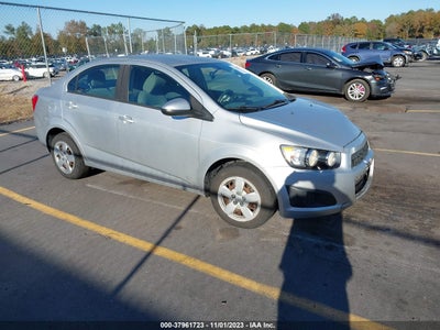 Chevrolet Sonic 2015