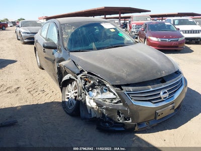 Nissan Altima 2012