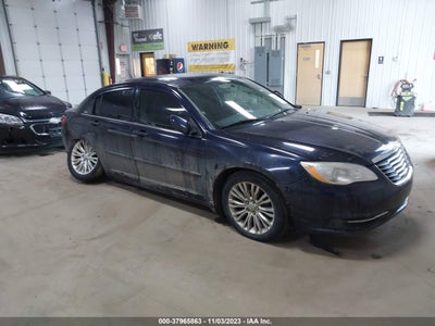 Chrysler 200 2011
