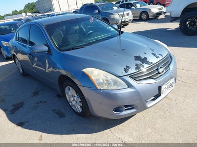 Nissan Altima 2012