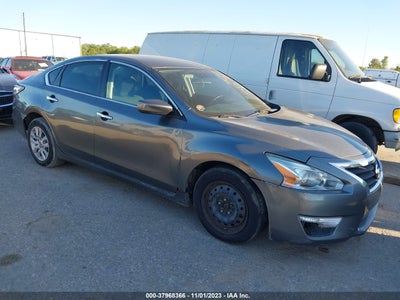Nissan Altima 2015