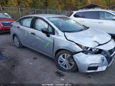 Nissan Versa 2021
