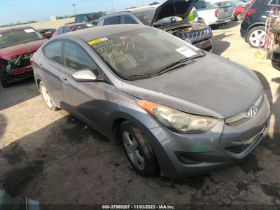 Hyundai Elantra 2011