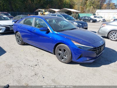 Hyundai Elantra 2023