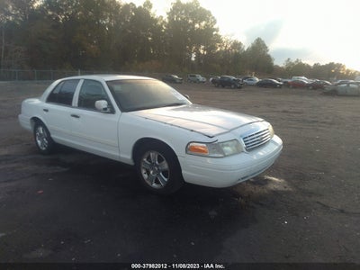 Ford Crown victoria 2011