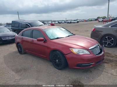 Chrysler 200 2013