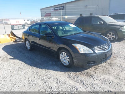 Nissan Altima 2011