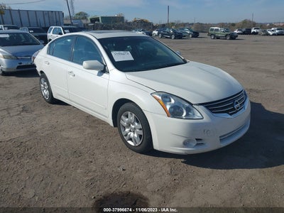 Nissan Altima 2012