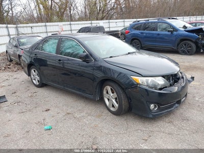 Toyota Camry 2014