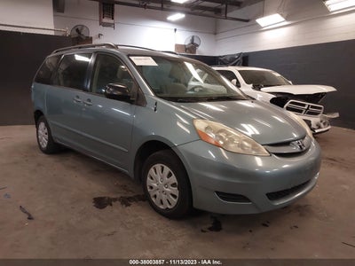 Toyota Sienna 2006