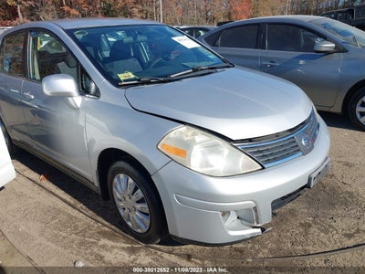 Nissan Versa 2008