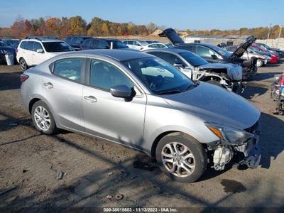 Scion Ia 2016