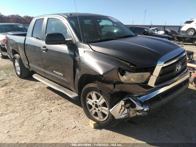 Toyota Tundra 2011