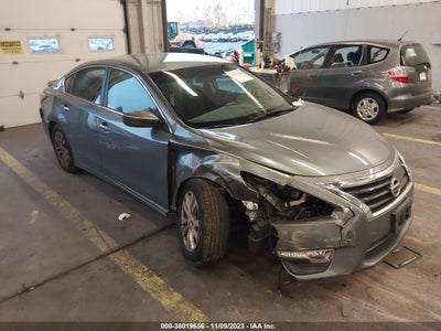 Nissan Altima 2015
