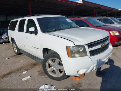Chevrolet Suburban 1500 2010