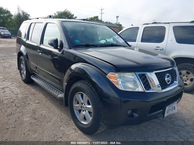 Nissan Pathfinder 2012