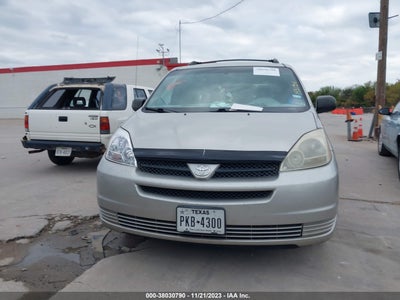 Toyota Sienna 2004