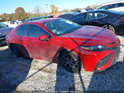 Toyota Camry 2021