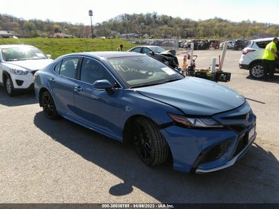 TOYOTA CAMRY 2023