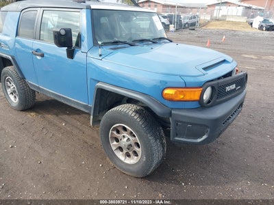 Toyota Fj cruiser 2011