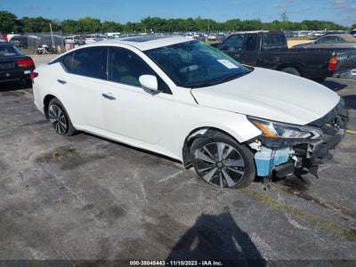 Nissan Altima 2020