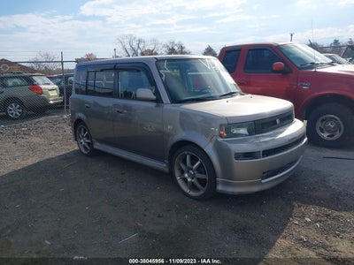 Scion Xb 2004