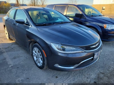 Chrysler 200 2016