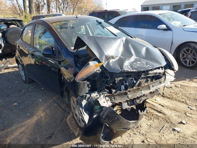 Mazda 2 2012