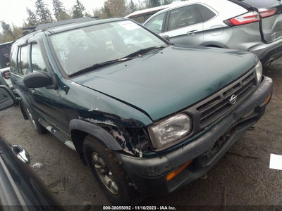 Nissan Pathfinder 1996