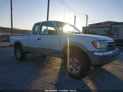 Toyota Tacoma 1999