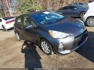 Toyota Prius c 2013