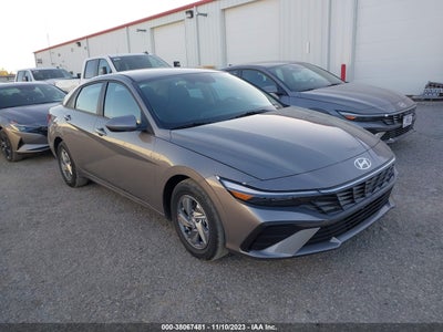 Hyundai Elantra 2024