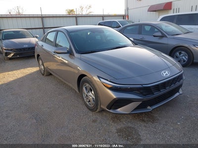 Hyundai Elantra 2024