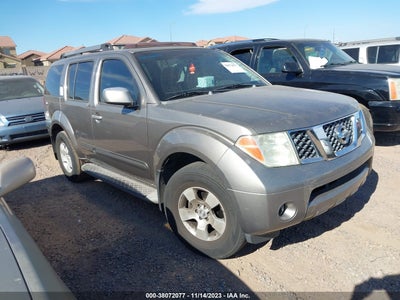 Nissan Pathfinder 2005