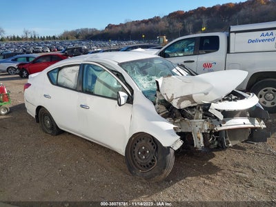Nissan Versa 2016