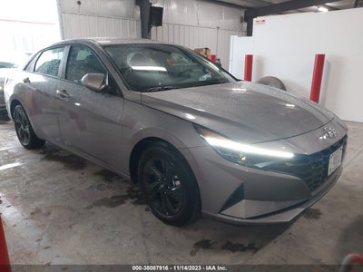 Hyundai Elantra 2023