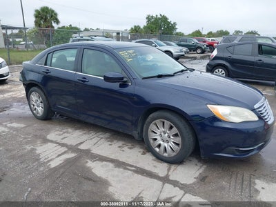Chrysler 200 2013