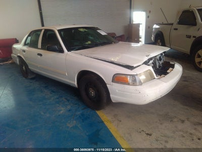 Ford Crown victoria 2011