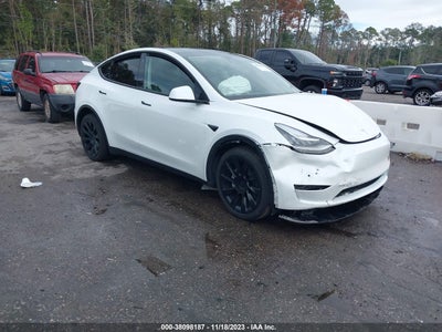 Tesla Model y 2022
