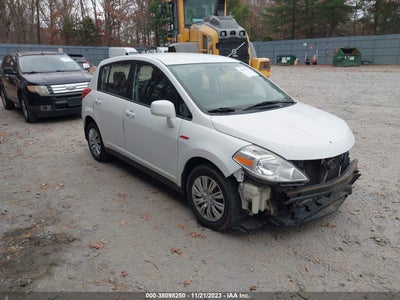 Nissan Versa 2011